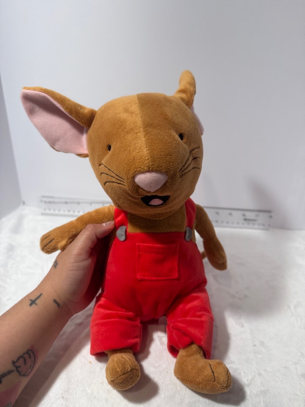 KOHLS CARES FOR KIDS 14” PLUSH MOUSE IN RED OVERALLS “If You Give A Mouse A Cook - Picture 5 of 5